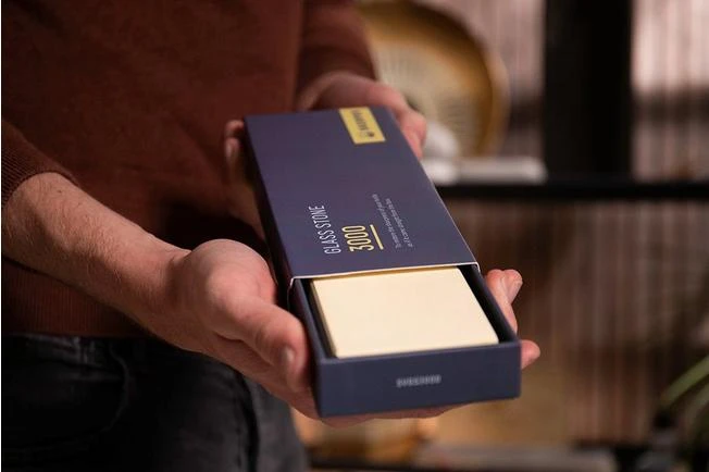 Skerper Glass Stone SVGS1000 Sharpening Stone, 1000 Grit 4 Skerper Glass Stone SVGS1000 Sharpening Stone, 1000 Grit - Image 4