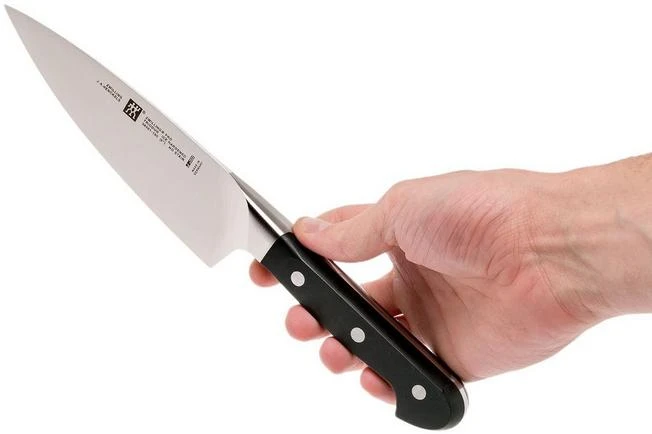 Zwilling Pro Chef's Knife 16 Cm, 38401-161-0 6 Zwilling Pro Chef's Knife 16 Cm, 38401-161-0 - Image 6